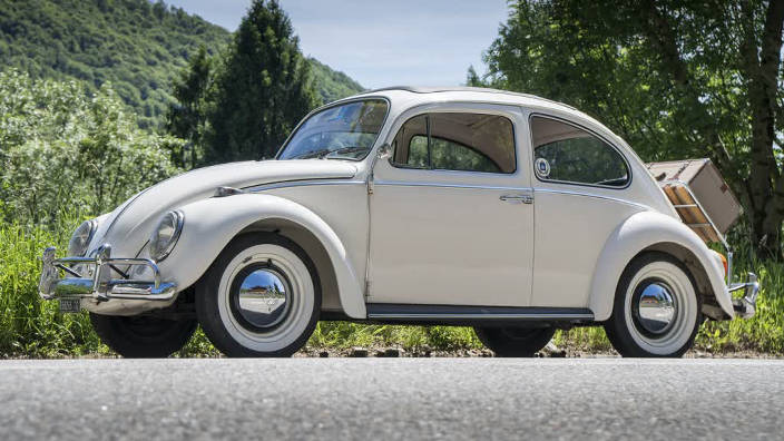 007. VW Beetle